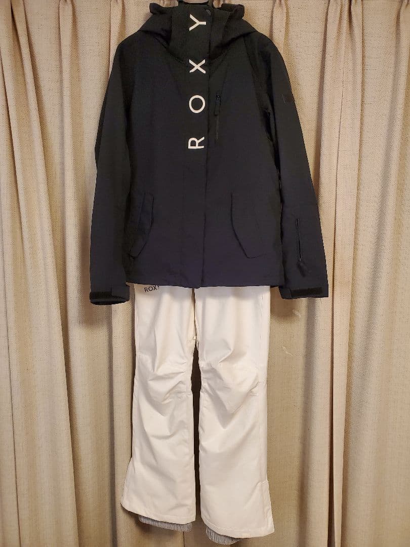 ROXY スノーボードウェア　レディース　 上下セット ブラック/ホワイト