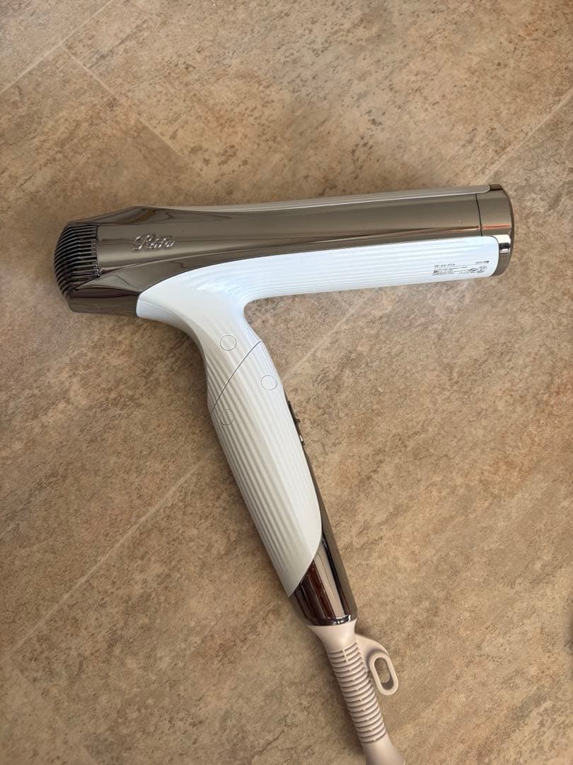 【ジャンク品】ReFa ドライヤー RE-AX-02A 2024年製