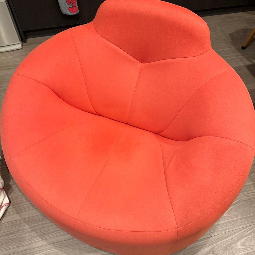 オレンジ ラウンド型 1人掛けソファ