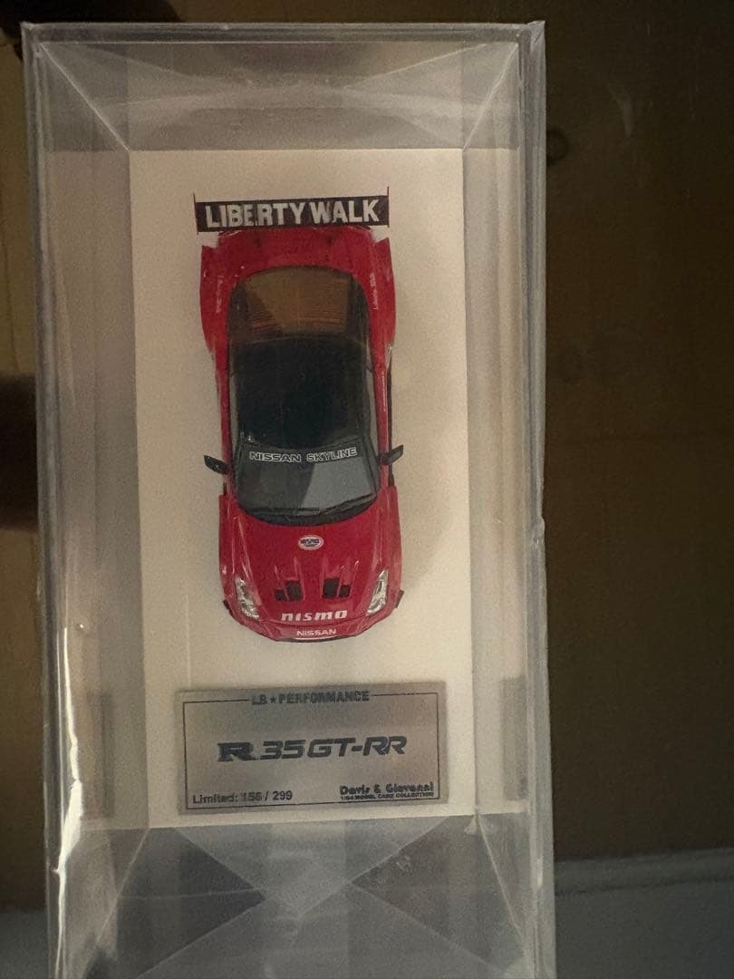 Davis&Giovanni NISSAN GT-R ミニカー 1/64