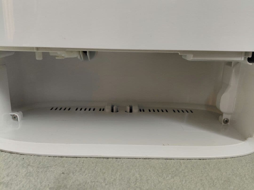 パナソニック　Panasonic　F-YZS60　衣類乾燥除湿機