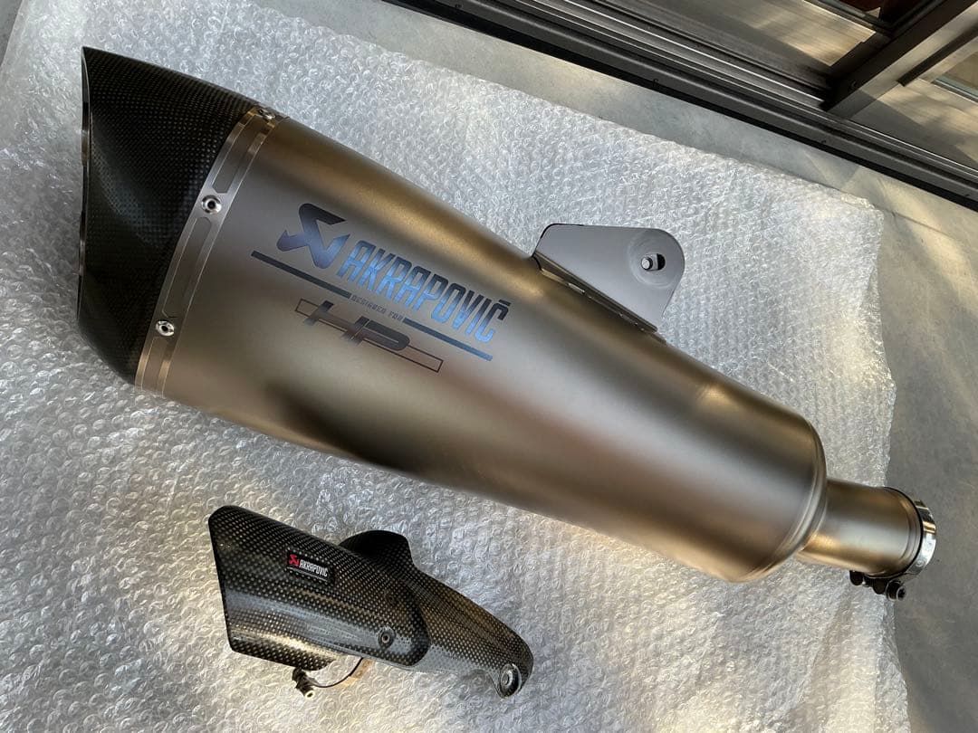  R1250R R1250RS 純正オプション アクラポビッチ　マフラー