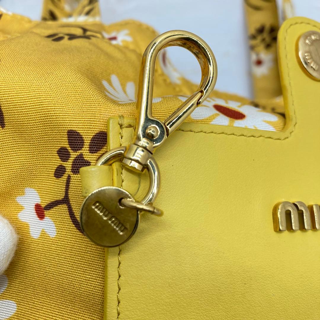 専用です❣️購入しないでください❣️miumiuミュウミュウ花柄 フラワー