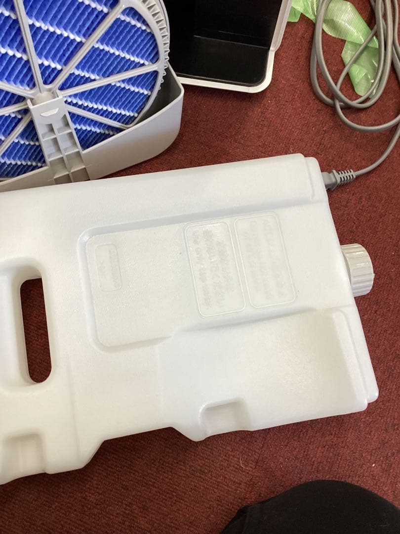 U Fujitsu Plazion DAS-303K 空気清浄機　2023年