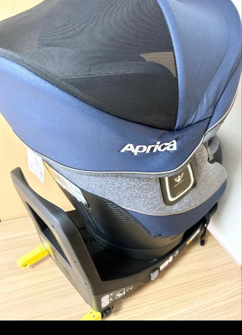 Aprica クルリラプラス３６０°セーフティ ISOFIX 最高クラス