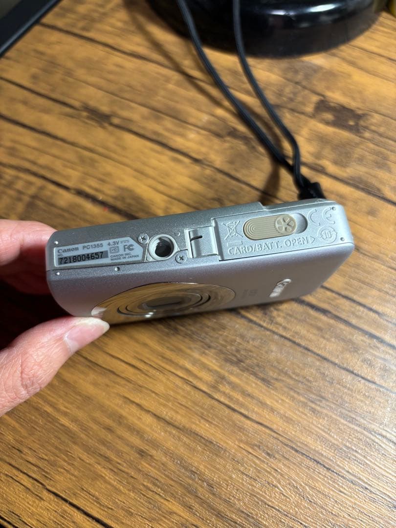 CANON IXY DIGITAL 110 IS キヤノン デジタルカメラ