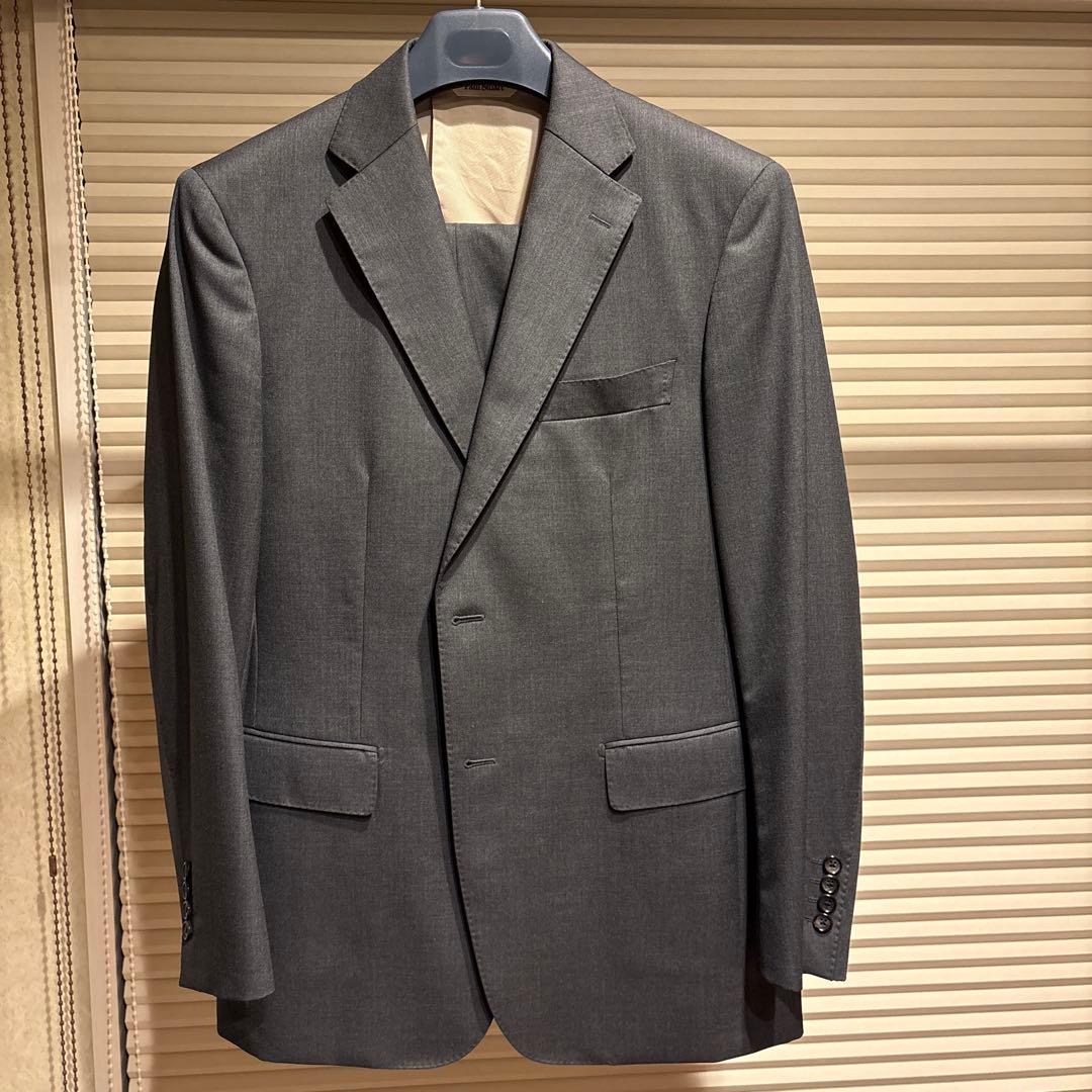 グレー ビジネススーツ