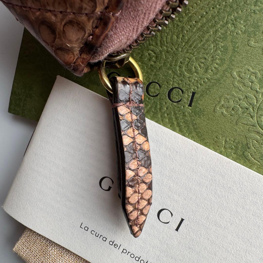 【極上美品】 GUCCI グッチ ラウンドファスナー 長財布 パイソン