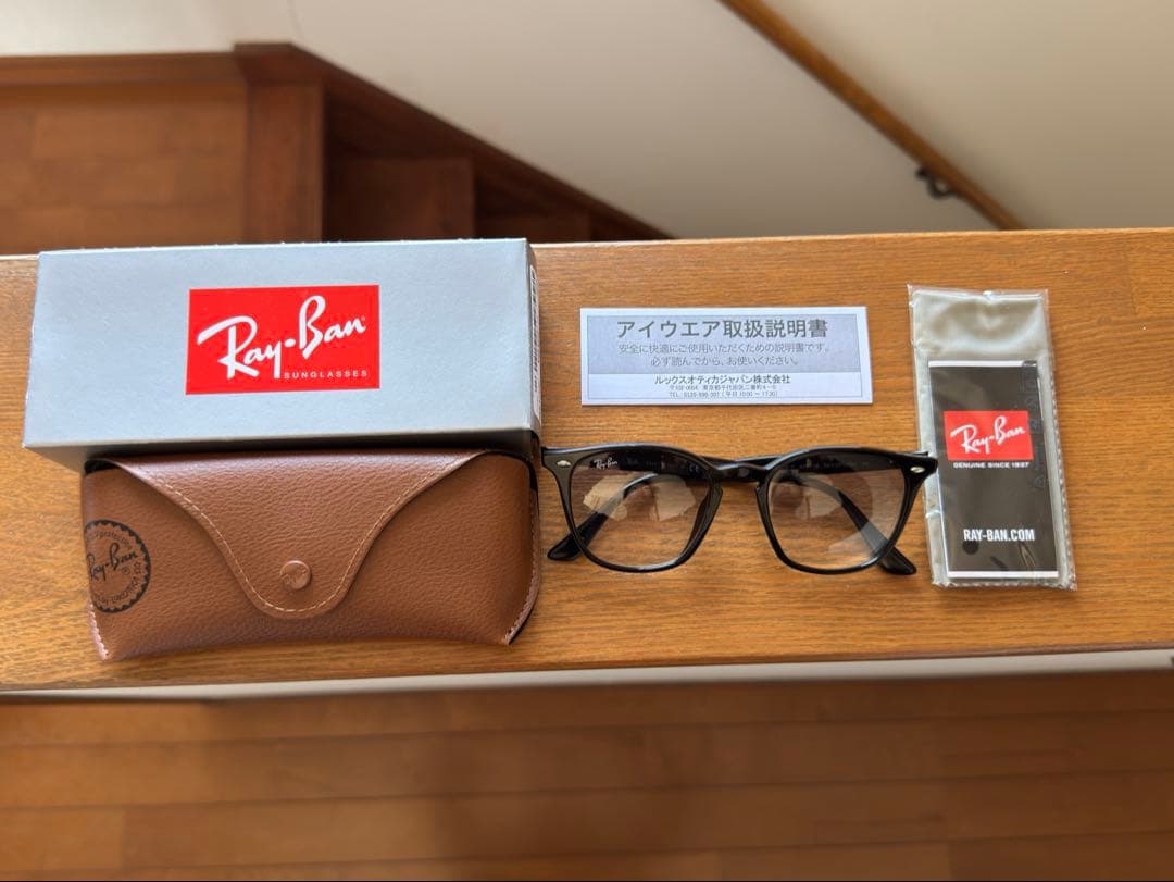 小物 Ray-Ban RB4258F