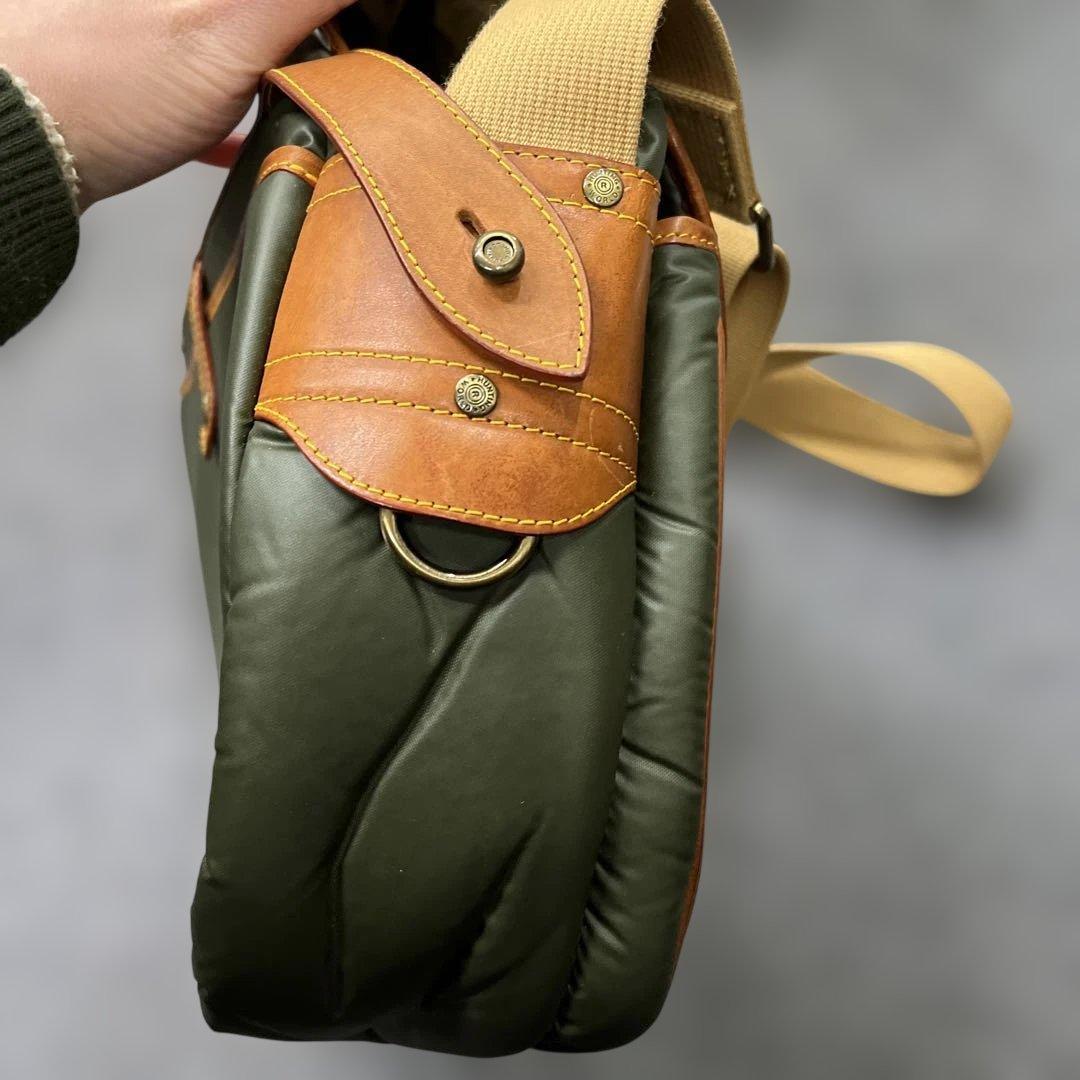 n*r様 66 超美品 ハンティングワールド ショルダーバッグ