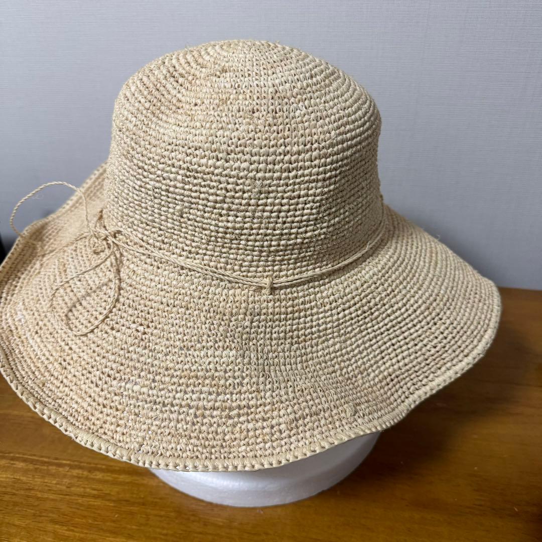 ヘレンカミンスキー　麦わら帽子　つば広め　ラフィア　ラフィアハット　帽子