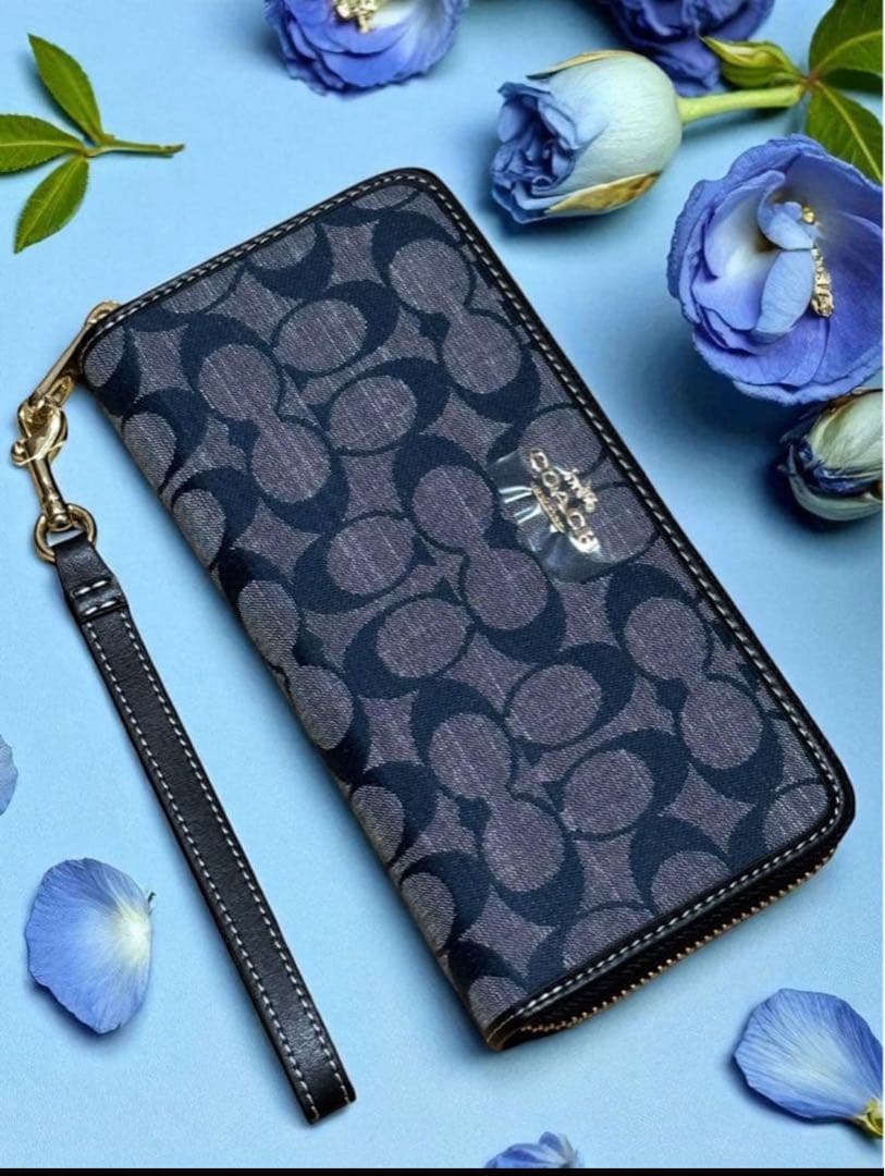 【新品】COACH ✨長財布