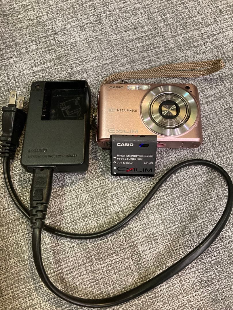 CASIO EXILIM コンパクトデジタルカメラ EX‑Z1050