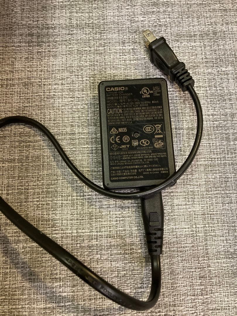 CASIO EXILIM コンパクトデジタルカメラ EX‑Z1050