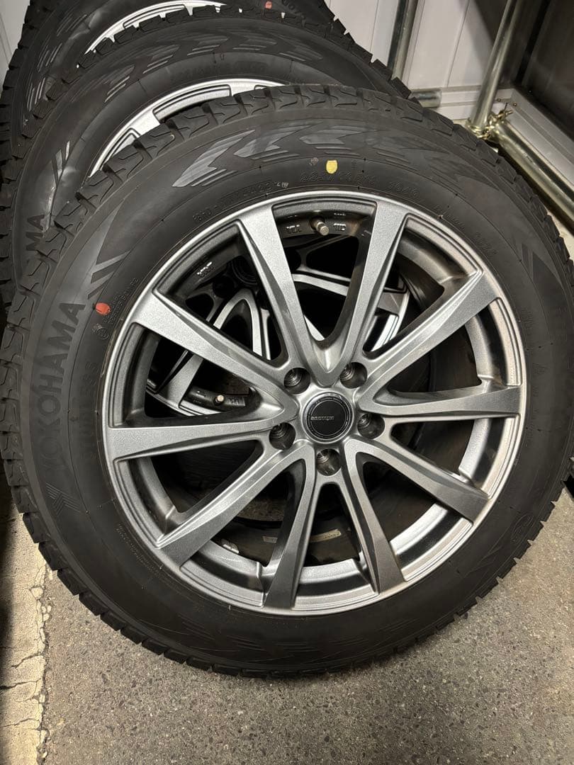 18インチ　スタッドレス　タイヤ　アルミ225/60R18 ハリアー80