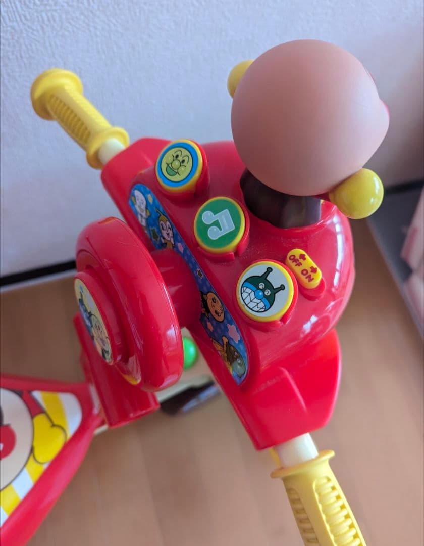 ブザー付 三輪車 それいけ!アンパンマンデラックスII レッド 中古 美品