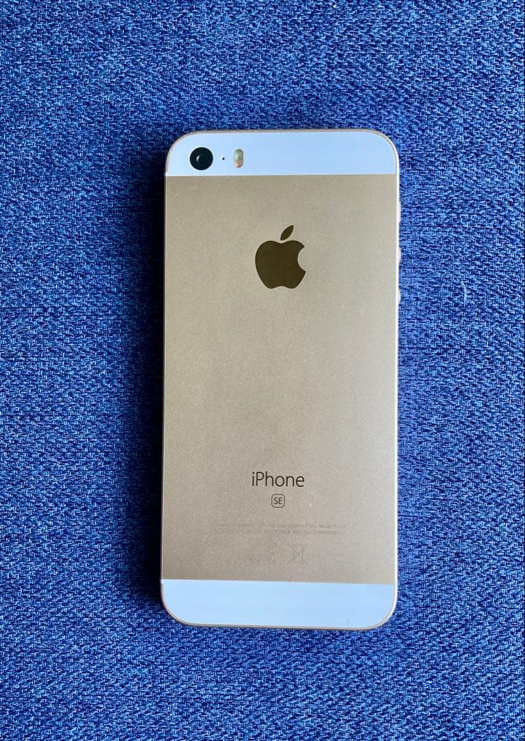 スマートフォン本体 iPhone SE 128GB