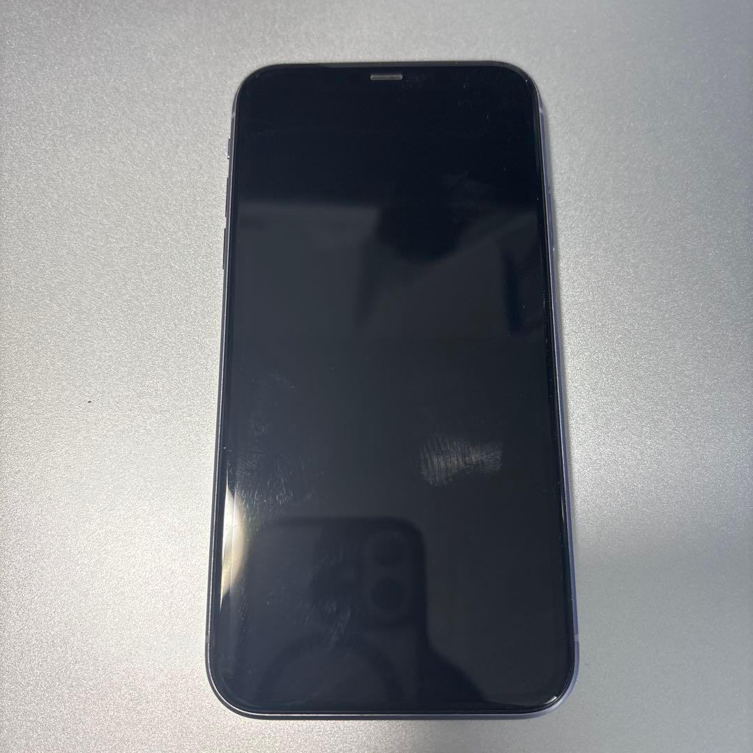 Apple iPhone 11 ひび割れあり