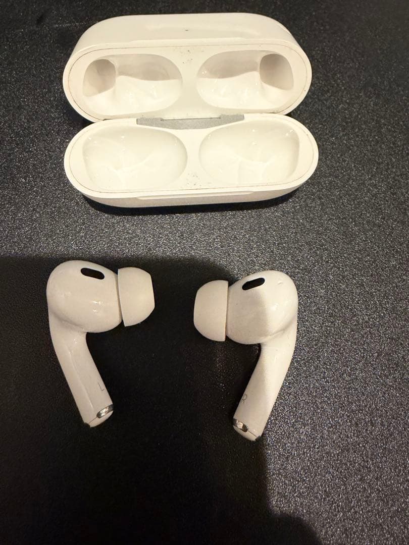 AirPods Pro 第二世代　Apple ワイヤレス　イヤホン