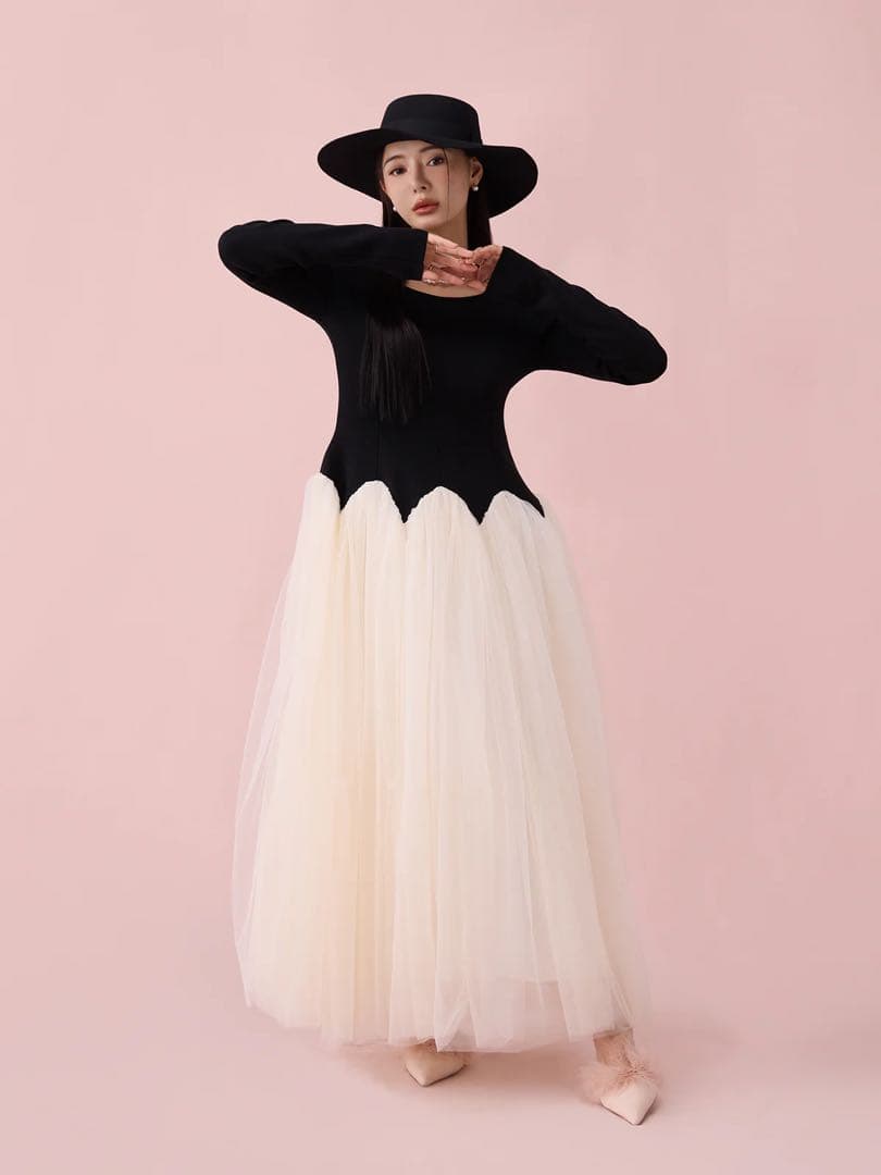 彩さん専用eimy カーブシルエットニットコンビチュールフレアワンピース新品M