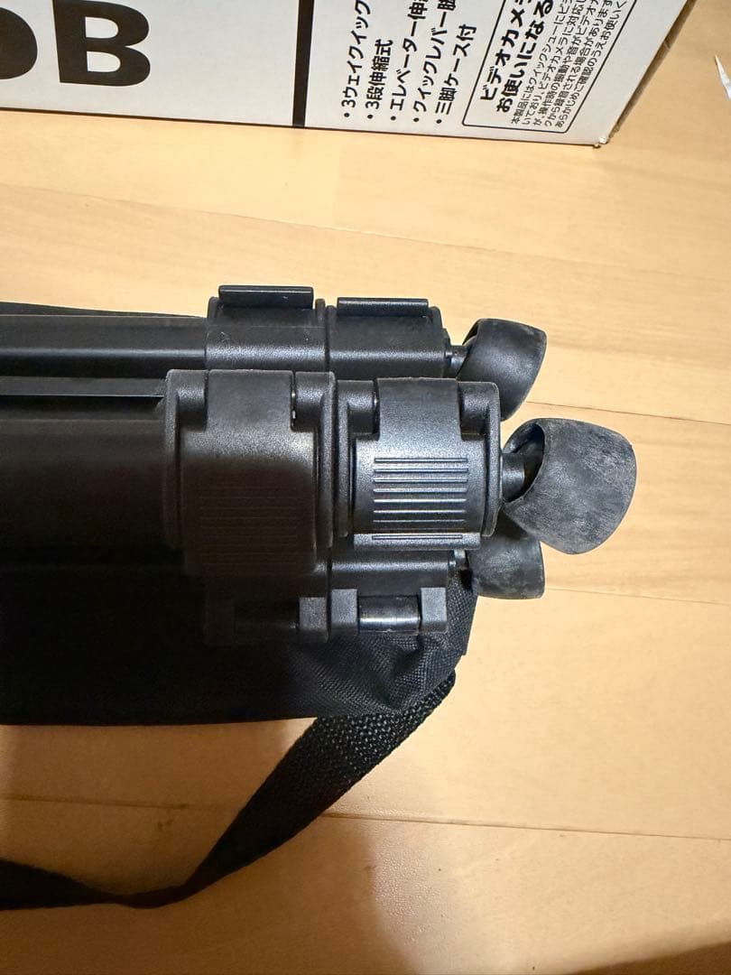 【大幅値下げ中】パナソニック　ハンディカムHC-W580M 三脚SDカードセット