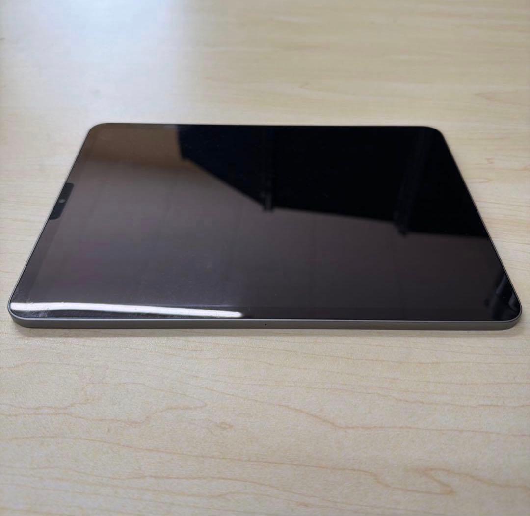 iPad Pro11インチ第4世代キーボードケース付き