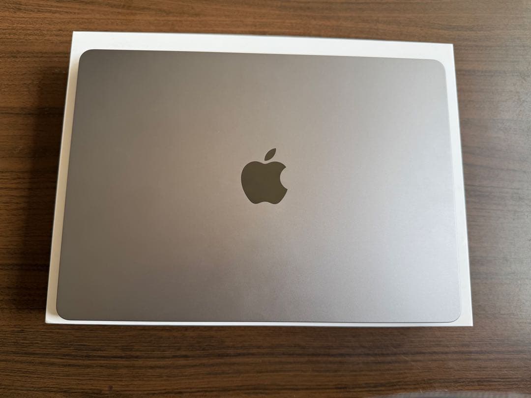 MacBook本体 MacBookAir/M2/13.6inch/8GB/SSD256GB