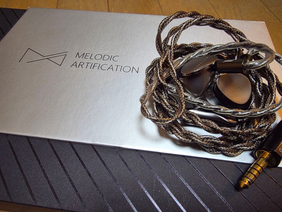 Melodic Artification Eclipse リケーブル可能イヤホン