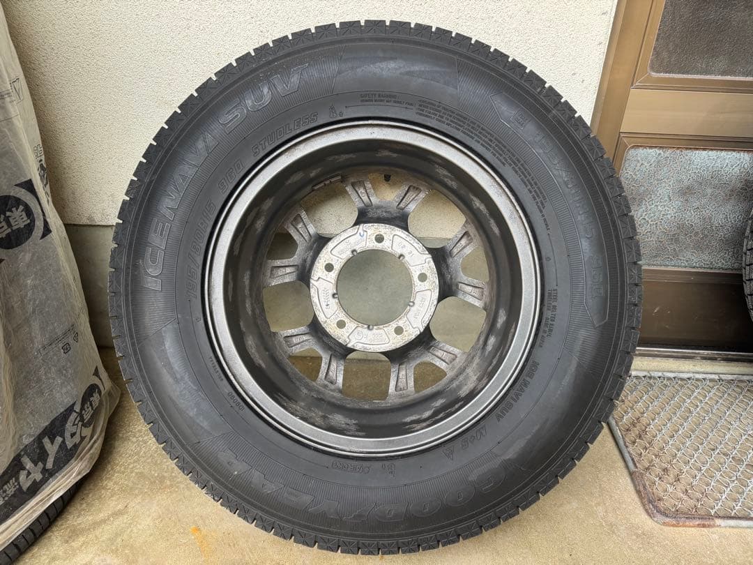 ジムニーシエラ JB74 15インチ スタッドレスタイヤ ホイールセット 4本