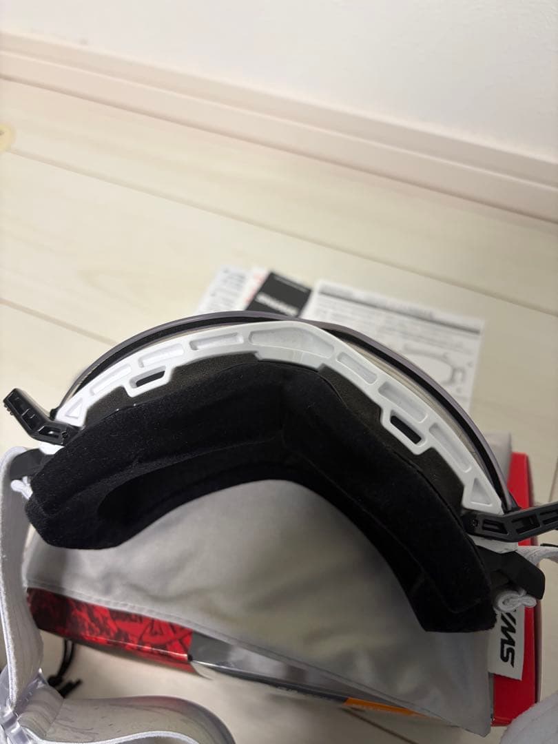 SWANS スワンズ スキーゴーグル　ROVO ロボ　換気　調光　ロヴォ