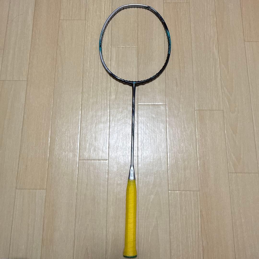 バドミントンラケット　アストロクス88D PRO 4UG6 YONEX