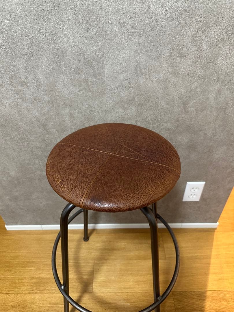 TRUCK FURNITURE レザースツール 本革 アイアン　最終値下げです