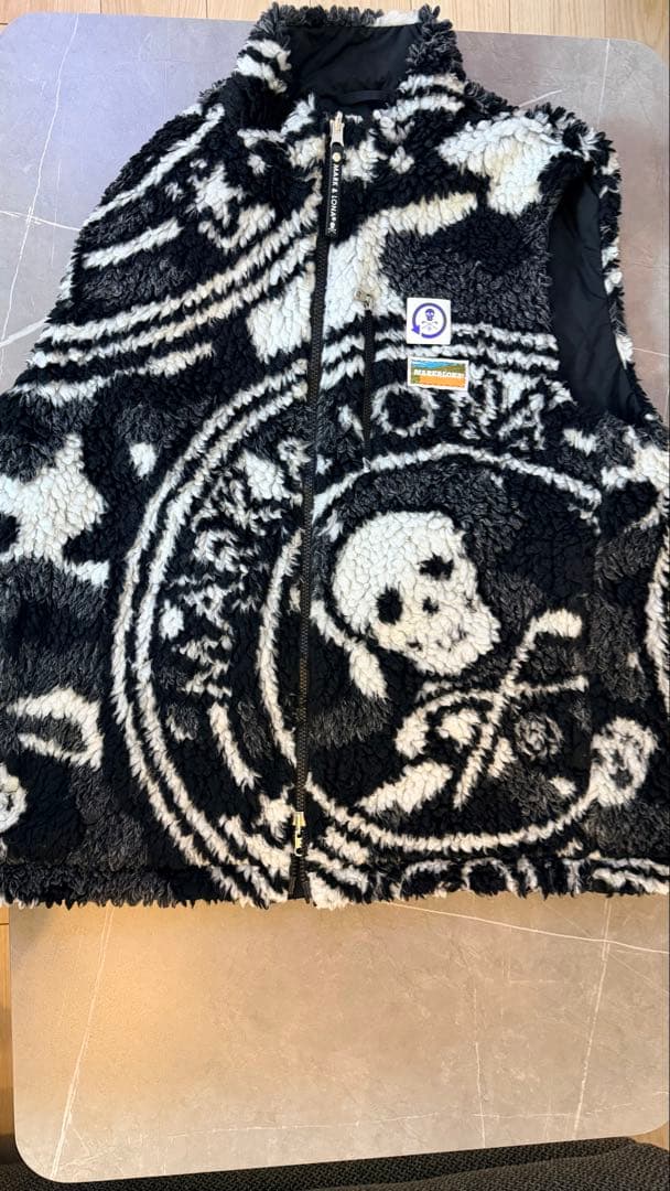 マーク&ロナ　 MARK & LONA キルティングベスト 黒