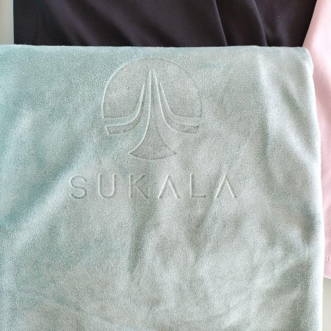 SUKALAウエア上下セット