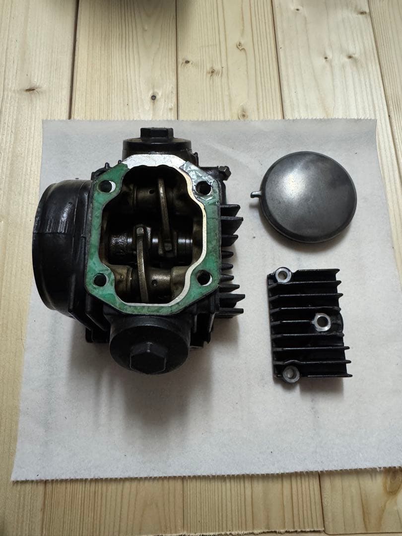 カブ90 純正シリンダーヘッド　HA02E