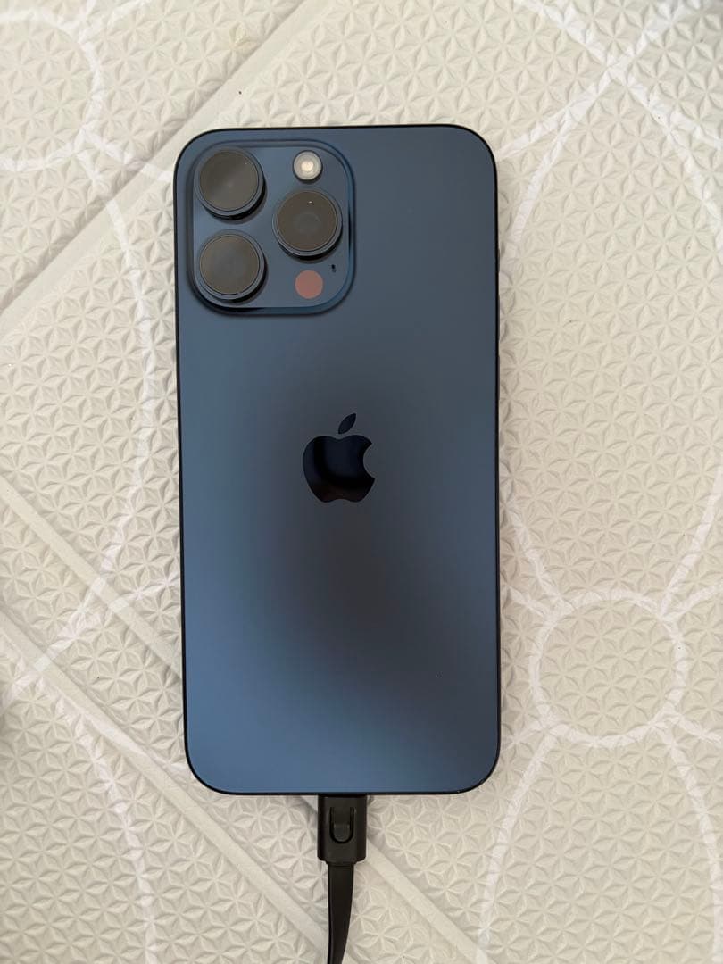 iPhone15 Pro MAX⭐︎ 美品