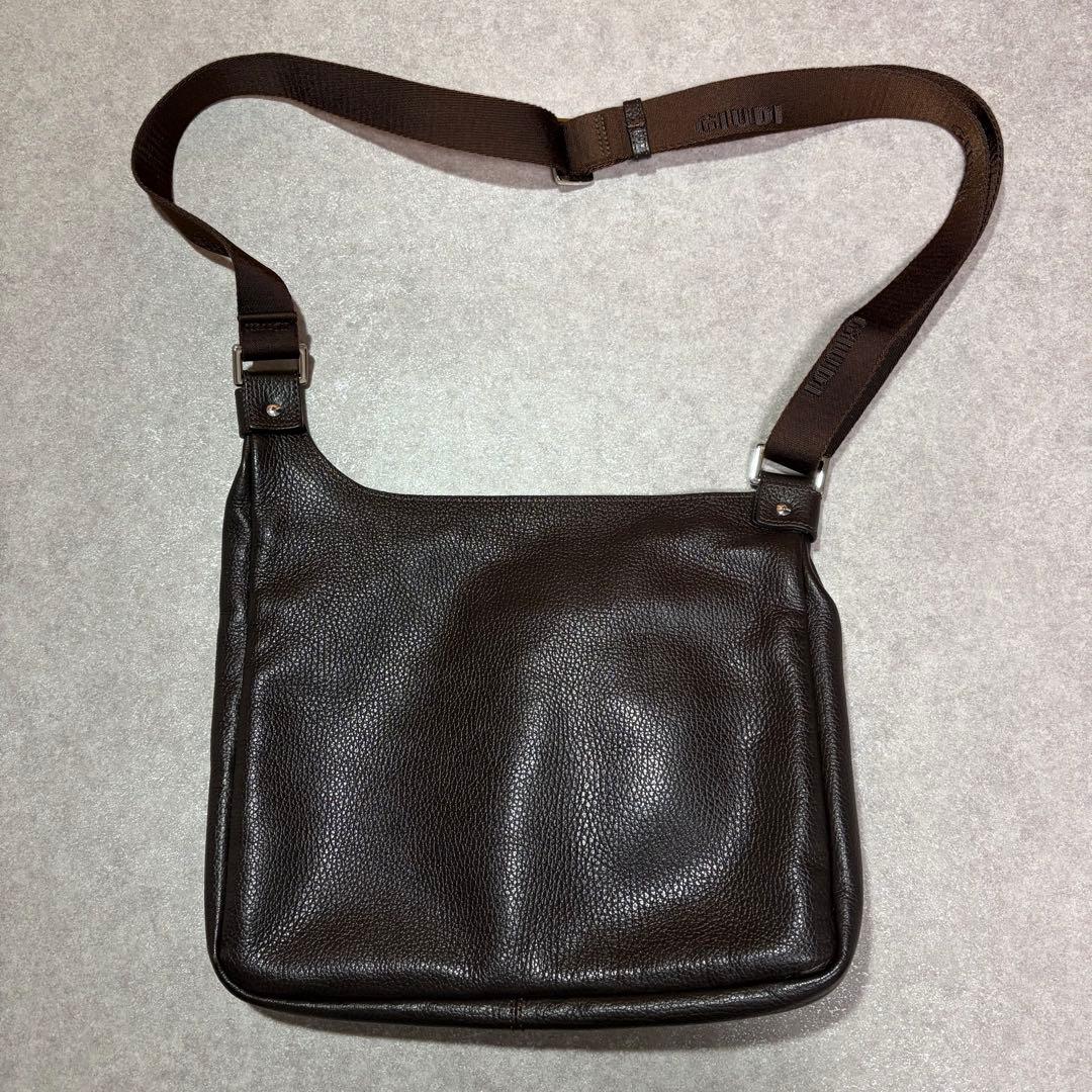 GIUDI ジウディ レザーショルダーバッグ ダークブラウン