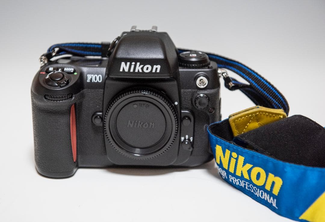 Nikon F100 ボディ