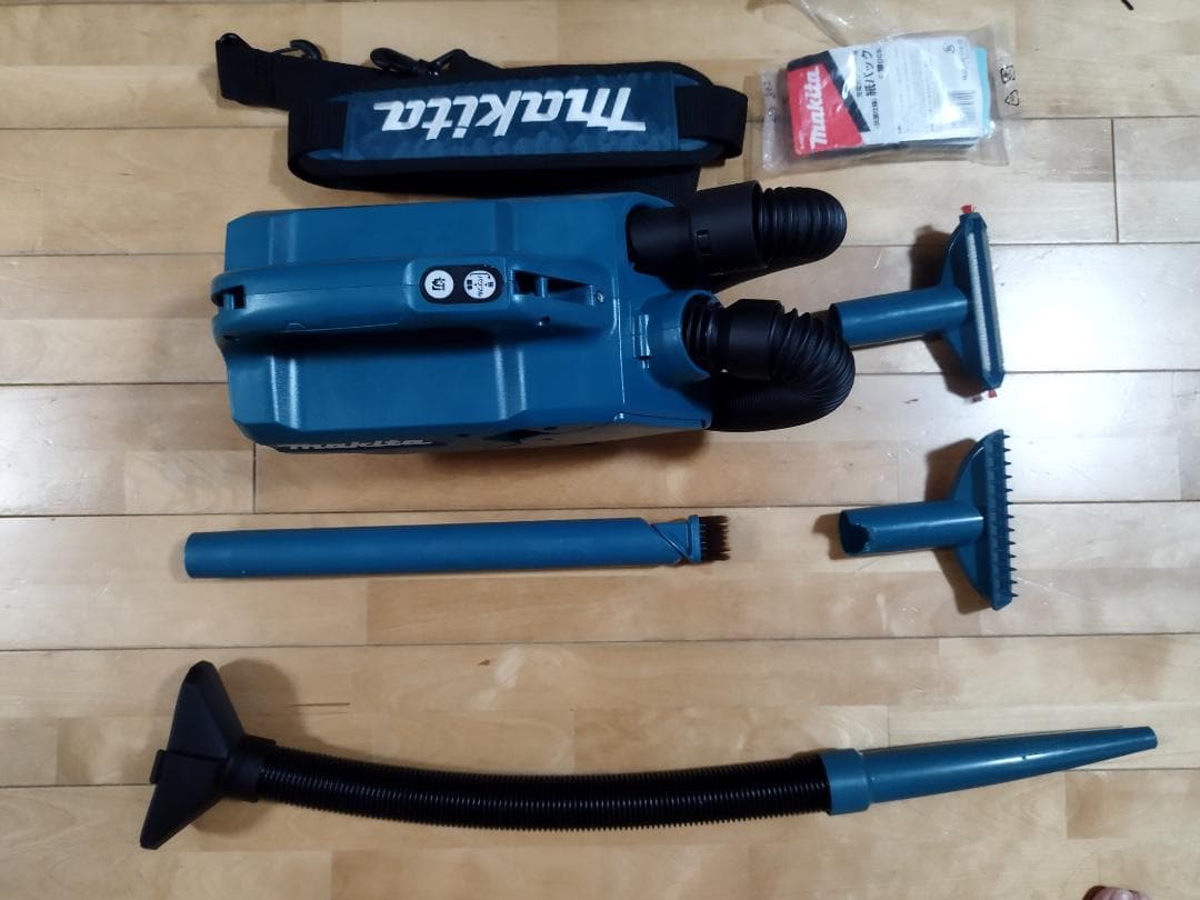 マキタ Makita 充電式クリーナ 18V CL184DZ コードレスクリーナ