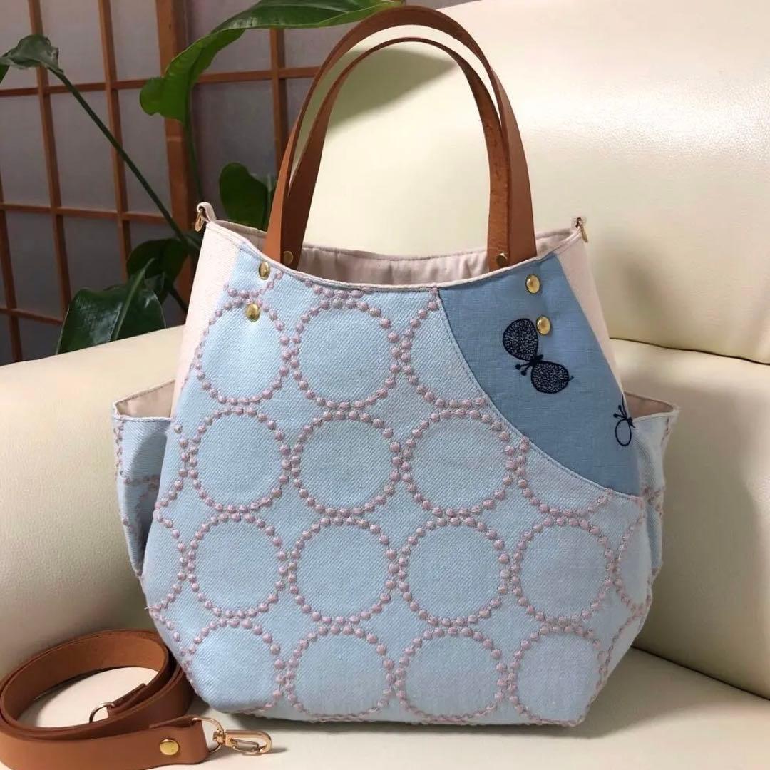 バルーンバッグ（M）ミナペルホネン 《タンバリン&choucho》Blueヌメ革