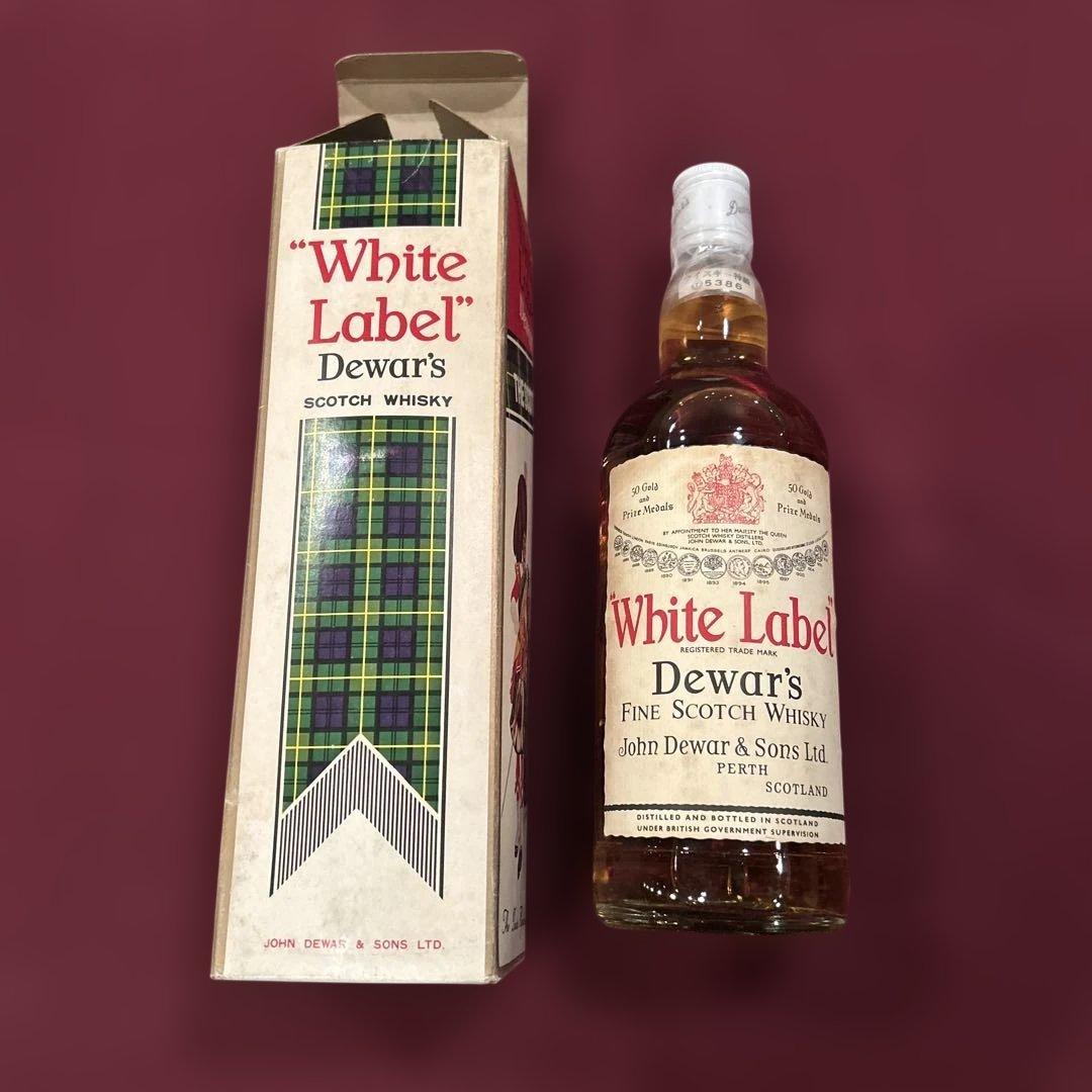 デュワーズホワイトラベル　特級表示760m箱あり