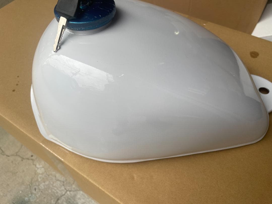 モンキー タンク 燃料ガソリンタンク 5L 白 社外新品