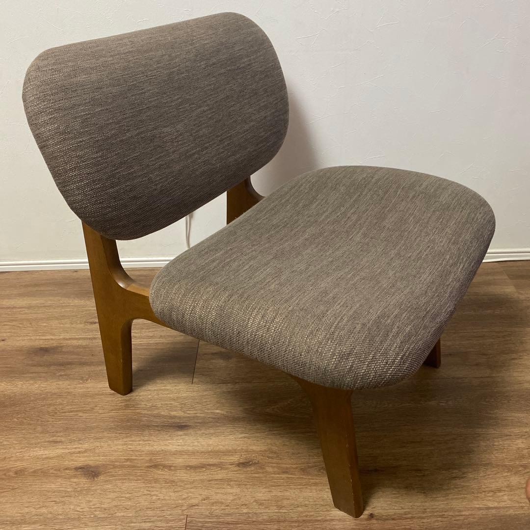 ニトリ　リビングダイニング１人用チェアN シールド リラックスワイド　天然木