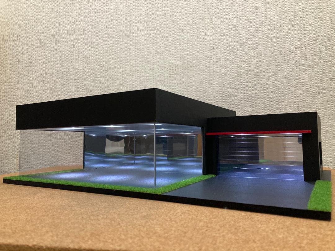 ミニカー用ジオラマ：1/43 ショールーム＆ガレージⅠ／希少モデル！