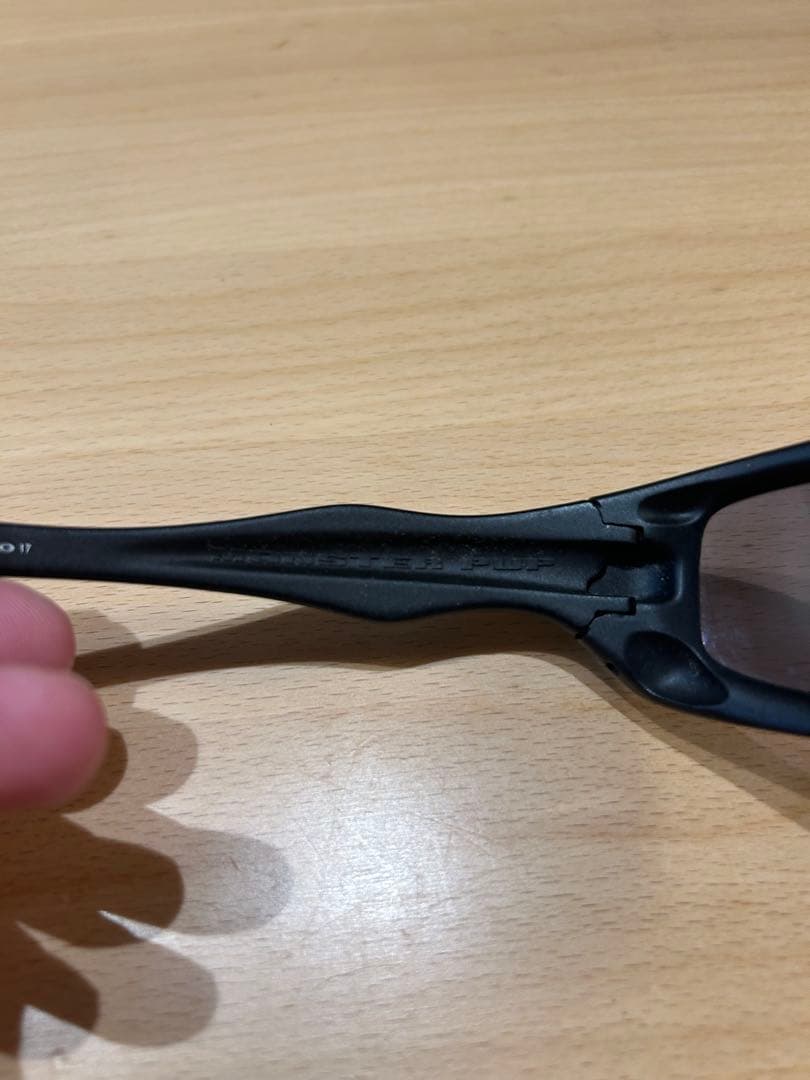 オークリー　モンスターポップ　サングラス