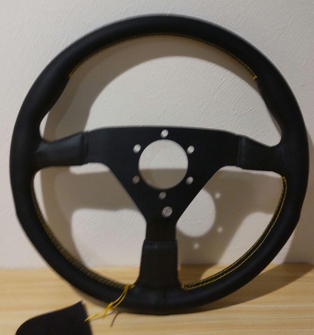 momo ステアリング V35 340mm 黒