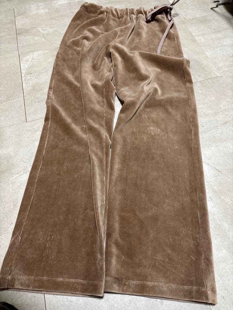 コーデュロイ ワイドレッグパンツ　ブラウン