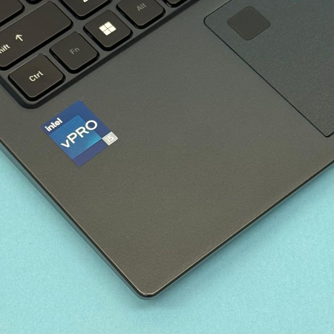 【極美品】692 東芝 dynabook G83/LY i5 第13世代