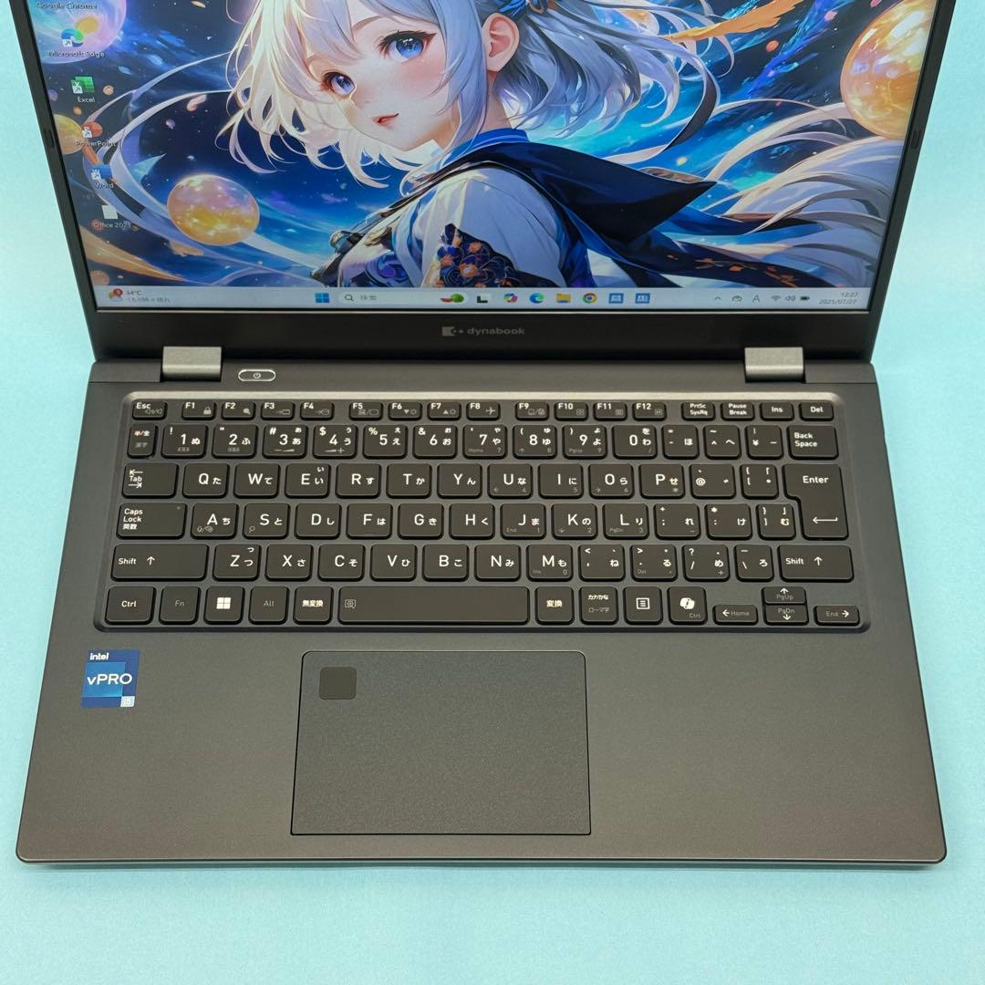 【極美品】692 東芝 dynabook G83/LY i5 第13世代