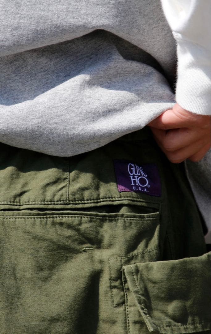 nanamica店舗限定GUNGHOカーゴパンツ